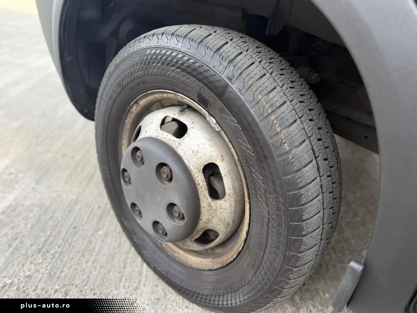 Iveco Daily 40C18 3.0HPI 180CP 2010 PUNTE DUBLA