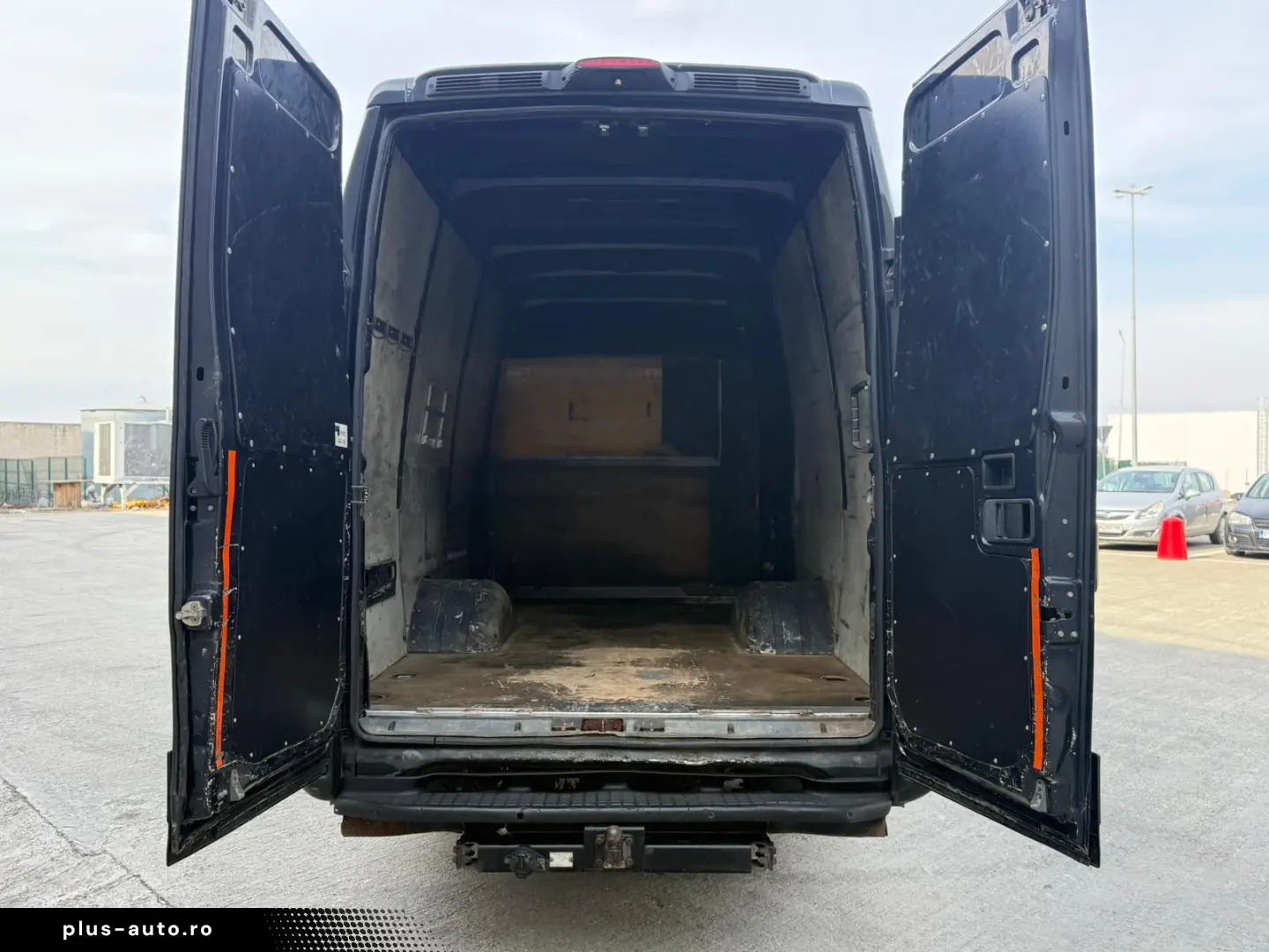 Iveco Daily 40C18 3.0HPI 180CP 2010 PUNTE DUBLA