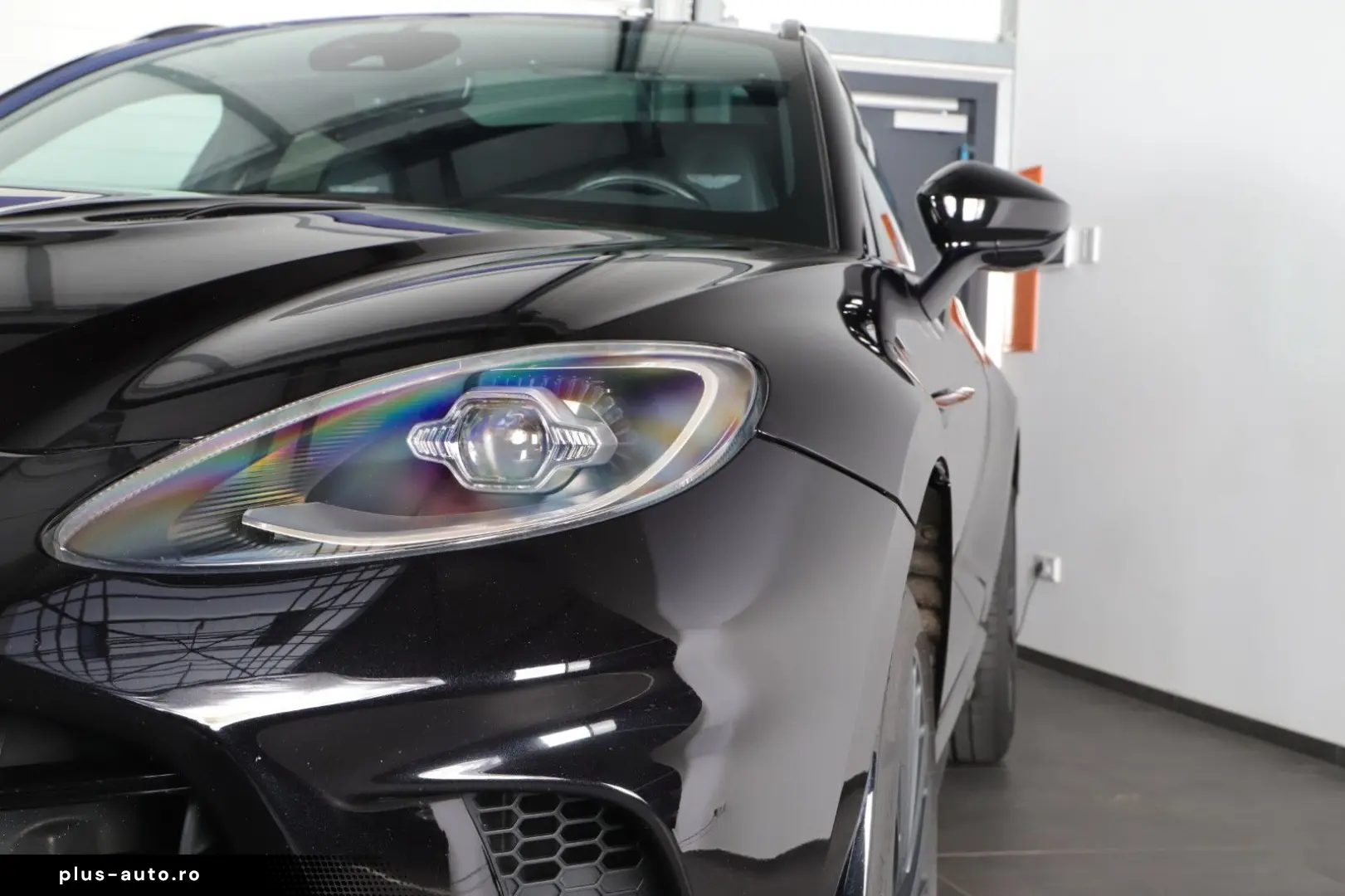 ASTON MARTIN DBX V8 707 1.Hand GARANTIE-AM