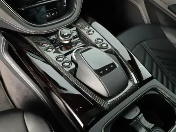 ASTON MARTIN DBX V8 707 1.Hand GARANTIE-AM