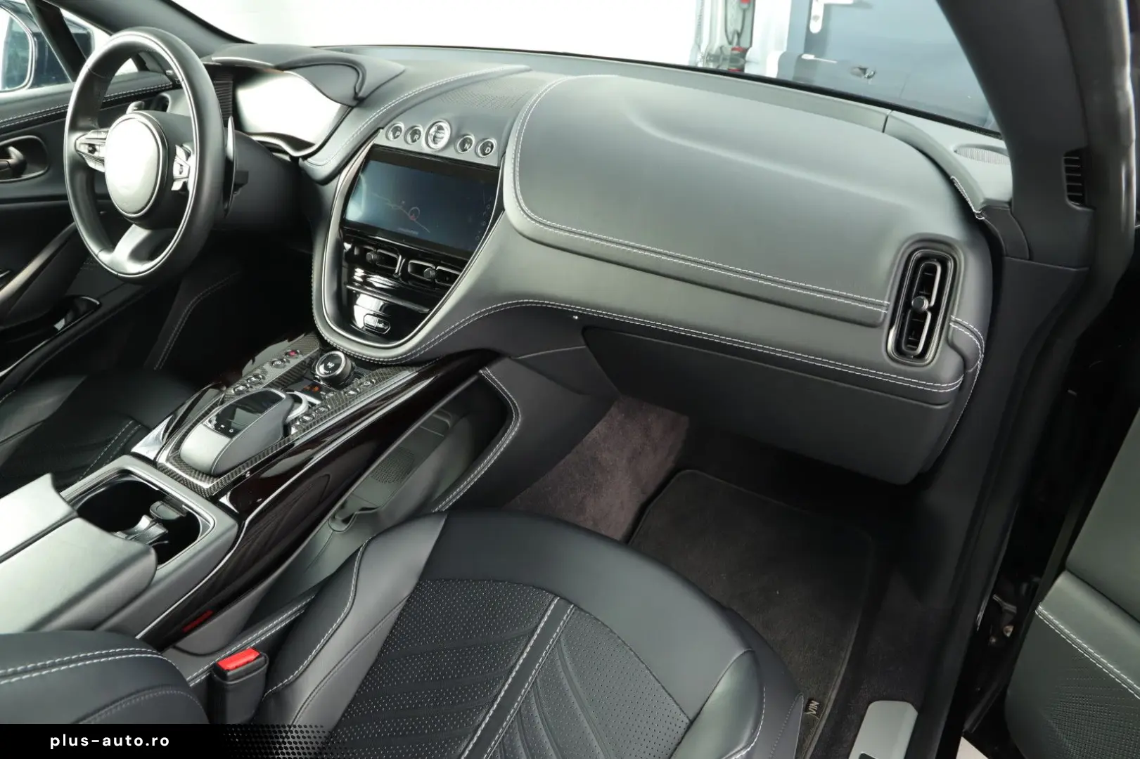 ASTON MARTIN DBX V8 707 1.Hand GARANTIE-AM