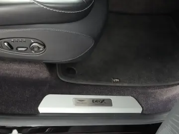 ASTON MARTIN DBX V8 707 1.Hand GARANTIE-AM