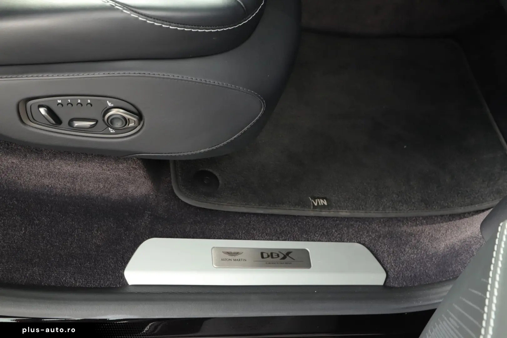 ASTON MARTIN DBX V8 707 1.Hand GARANTIE-AM