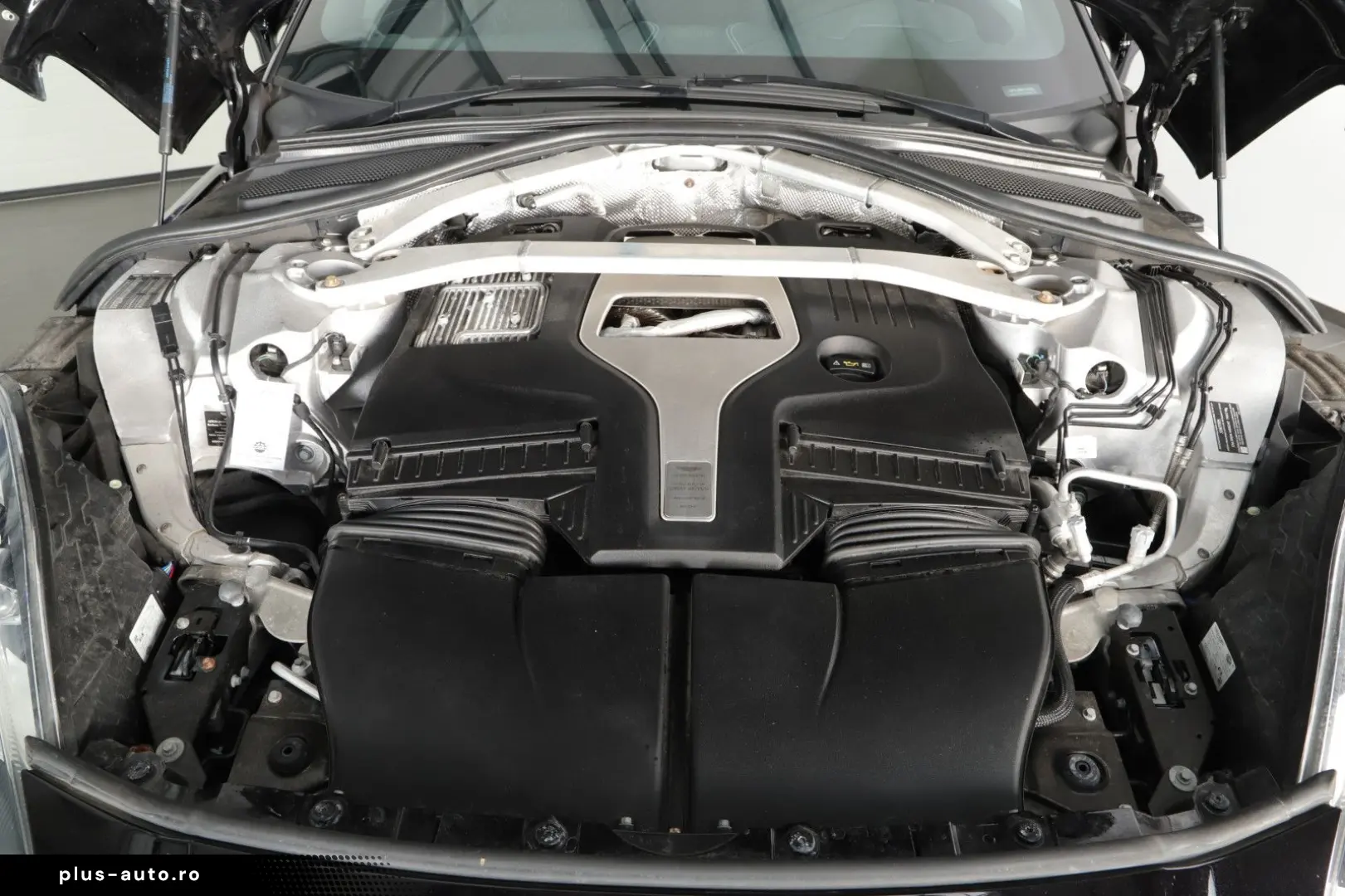 ASTON MARTIN DBX V8 707 1.Hand GARANTIE-AM