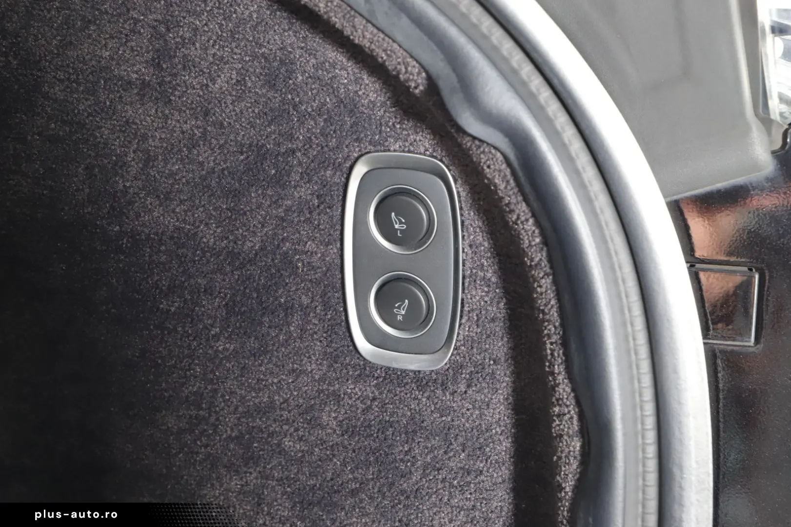 ASTON MARTIN DBX V8 707 1.Hand GARANTIE-AM