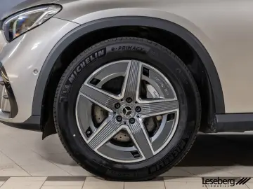MERCEDES-BENZ GLC 300 4M AMG Adv. LED Navi Pano
