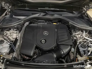 MERCEDES-BENZ GLC 300 4M AMG Adv. LED Navi Pano