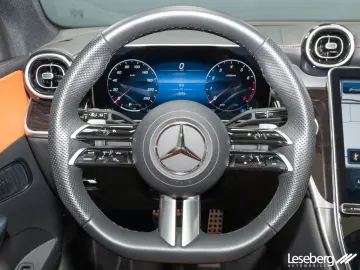 MERCEDES-BENZ GLC 300 4M AMG Adv. LED Navi Pano