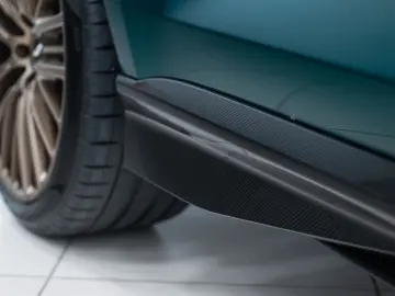 ASTON MARTIN 4.0 V8 DBX707 25MY