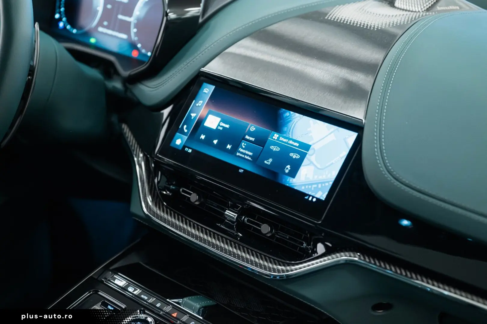 ASTON MARTIN 4.0 V8 DBX707 25MY