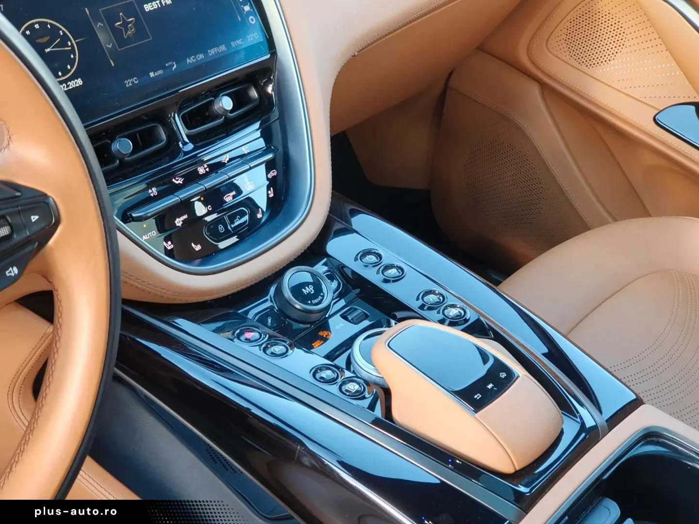 ASTON MARTIN DBX 4.0 V8 DBX707