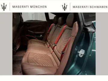 ASTON MARTIN DBX707  Standheizung  Tow Bar UPE 314t€