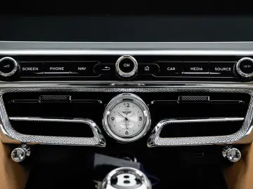 BENTLEY Flying Spur Hybrid MULLINER Blackline