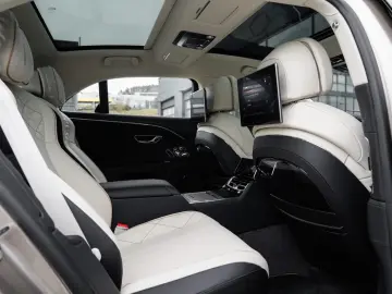 BENTLEY Flying Spur Hybrid MULLINER Blackline