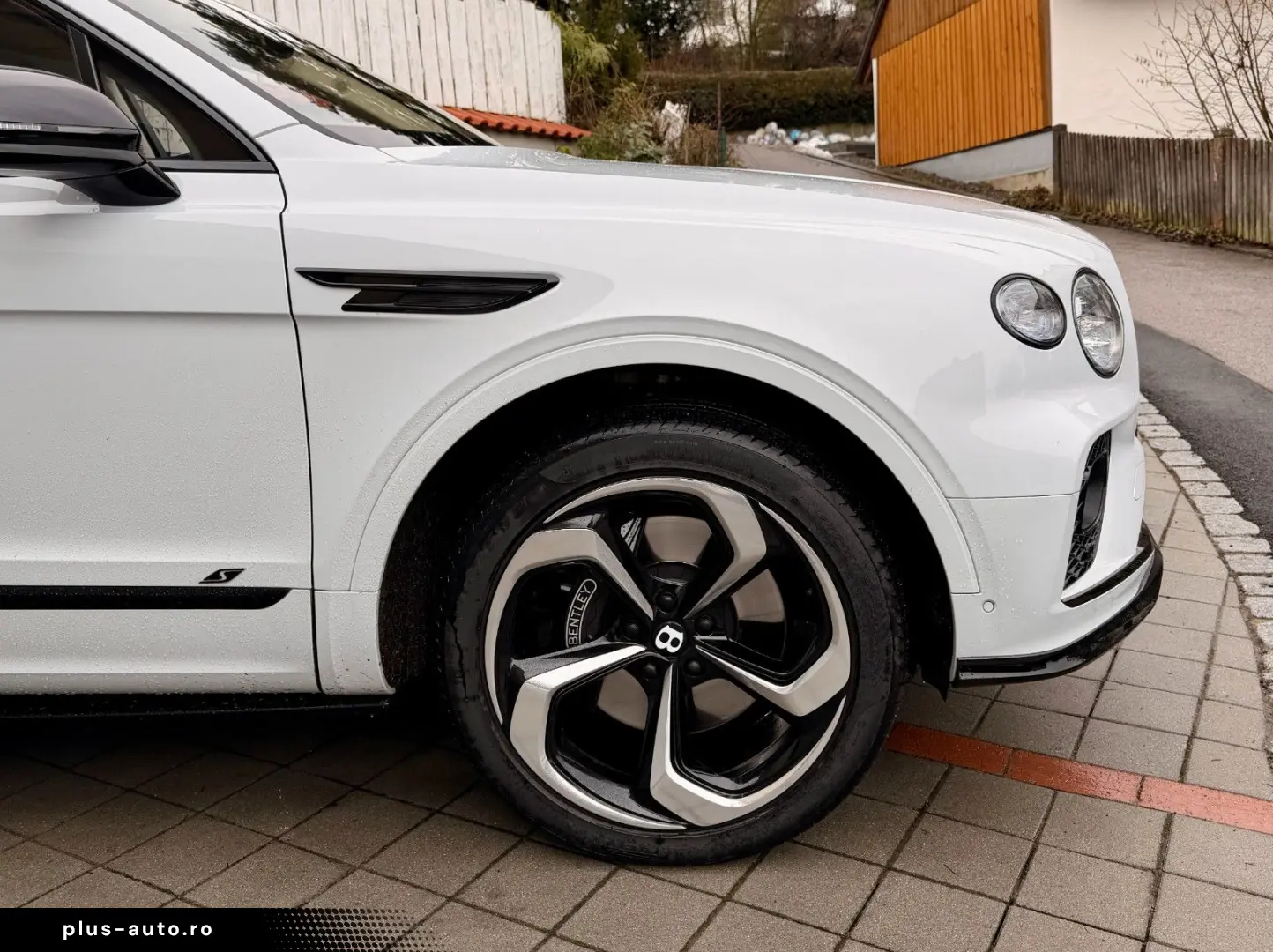 BENTLEY Bentayga 4.0 V8 S 4WD NIGHT STANDHEIZUNG
