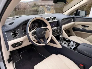 BENTLEY Bentayga 4.0 V8 S 4WD NIGHT STANDHEIZUNG