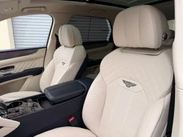 BENTLEY Bentayga 4.0 V8 S 4WD NIGHT STANDHEIZUNG