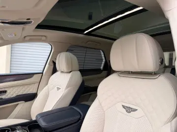 BENTLEY Bentayga 4.0 V8 S 4WD NIGHT STANDHEIZUNG