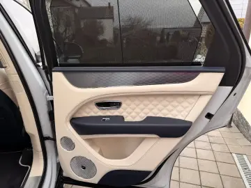 BENTLEY Bentayga 4.0 V8 S 4WD NIGHT STANDHEIZUNG