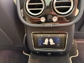 BENTLEY Bentayga 4.0 V8 S 4WD NIGHT STANDHEIZUNG