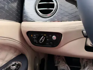 BENTLEY Bentayga 4.0 V8 S 4WD NIGHT STANDHEIZUNG