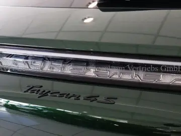 PORSCHE Taycan 4S Cross Turismo Facelift 2025 UVP 170k¤