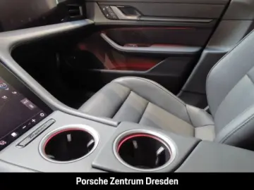 PORSCHE Taycan 4S Cross Turismo    BOSE®   Matrix   HUD