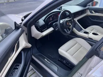 PORSCHE Taycan Turbo Cross Tur. Nightvision · Top Ausst.