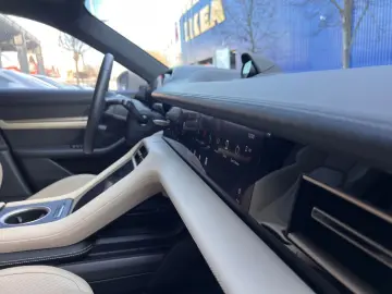 PORSCHE Taycan Turbo Cross Tur. Nightvision · Top Ausst.