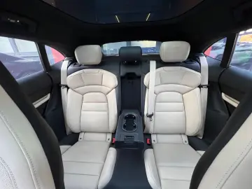 PORSCHE Taycan Turbo Cross Tur. Nightvision · Top Ausst.