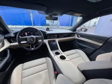 PORSCHE Taycan Turbo Cross Tur. Nightvision · Top Ausst.