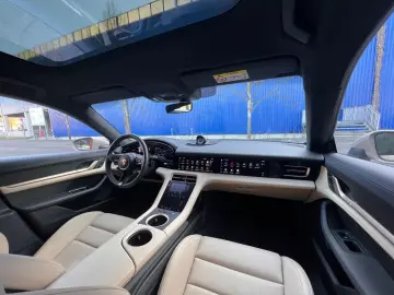 PORSCHE Taycan Turbo Cross Tur. Nightvision · Top Ausst.