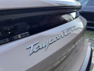 PORSCHE Taycan Turbo Cross Tur. Nightvision · Top Ausst.