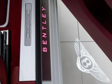 BENTLEY Flying Spur Speed First Edition WHITE & RED