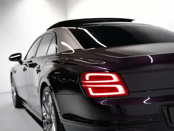 BENTLEY Flying Spur 4.0 V8 Hybrid Mulliner  NAIM ROTATIN