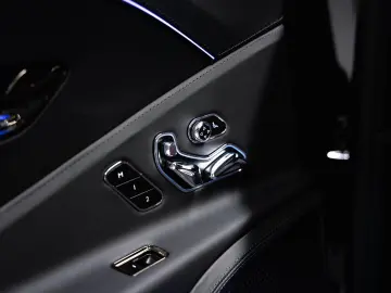 BENTLEY Flying Spur 4.0 V8 Hybrid Mulliner  NAIM ROTATIN