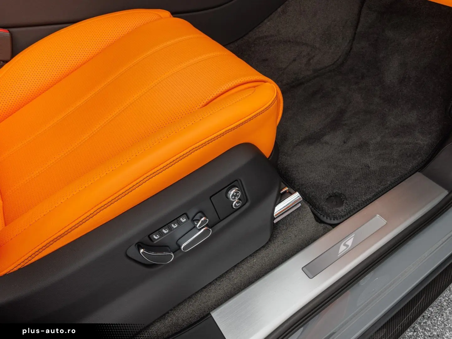 BENTLEY Bentayga S V8   Mandarin - Lederfarbe