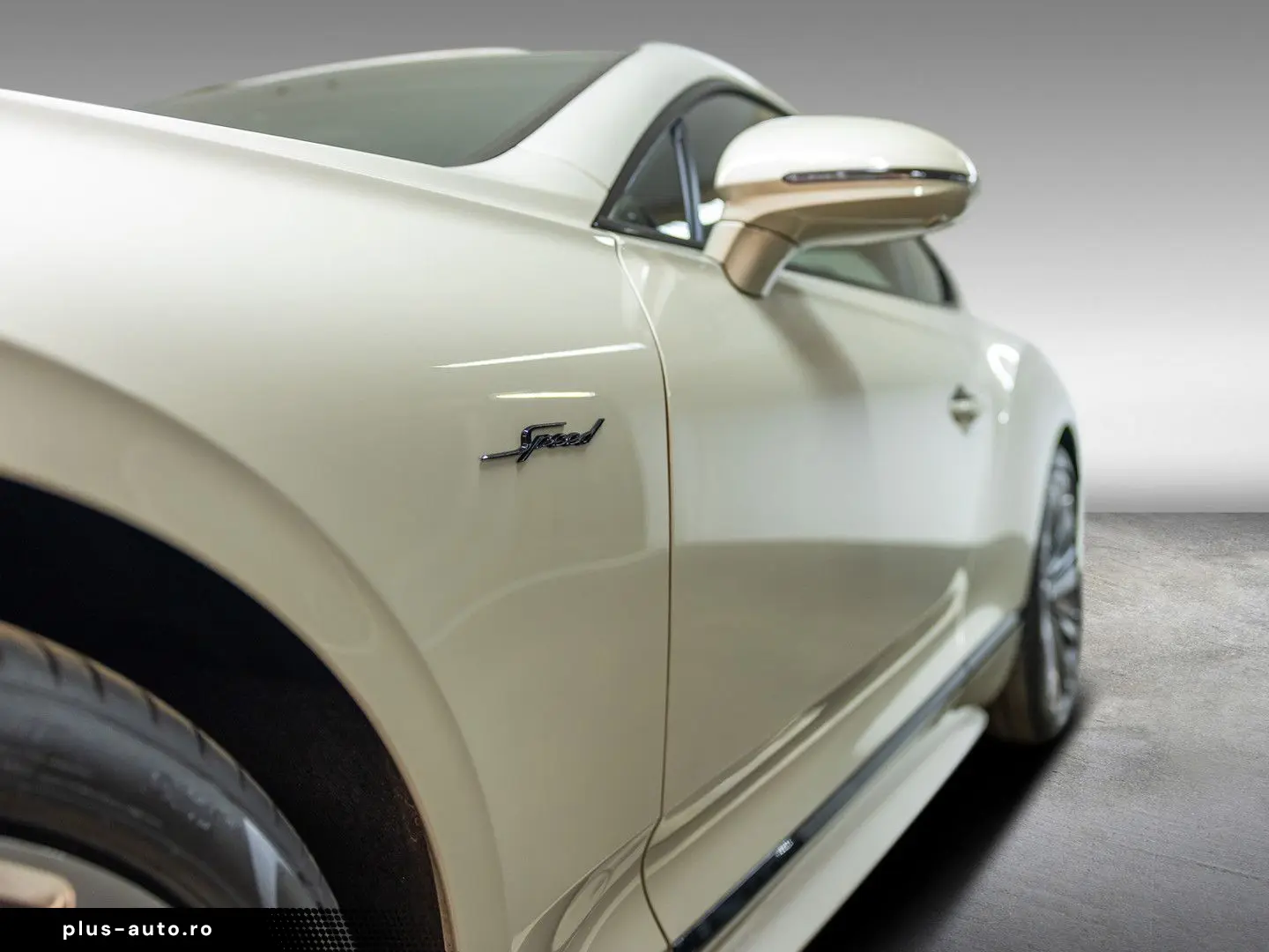 BENTLEY Continental GT Speed V8 Hybrid  White Sand Touri