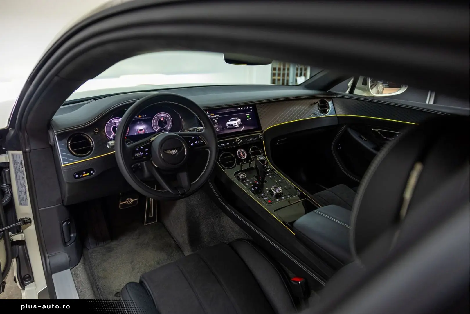 BENTLEY Continental GT Speed V8 Hybrid  White Sand Touri