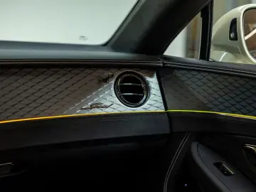 BENTLEY Continental GT Speed V8 Hybrid  White Sand Touri