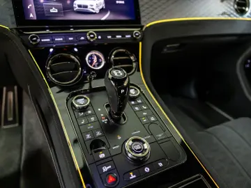 BENTLEY Continental GT Speed V8 Hybrid  White Sand Touri