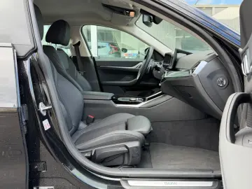 BMW 420i Gran Coupé Widescreen Shadowline LED