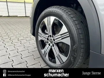 MERCEDES-BENZ EQB 300 4M Electric