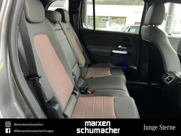 MERCEDES-BENZ EQB 300 4M Electric