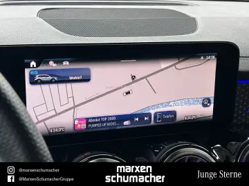 MERCEDES-BENZ EQB 300 4M Electric