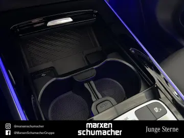 MERCEDES-BENZ EQB 300 4M Electric