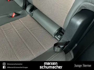 MERCEDES-BENZ EQB 300 4M Electric