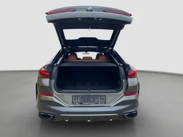 BMW X6 xDrive40d    M-Sport Laser Luft AHK B&W ACC