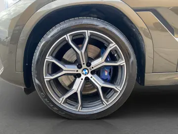 BMW X6 xDrive40d    M-Sport Laser Luft AHK B&W ACC