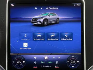 MERCEDES-BENZ EQE 300 SUV